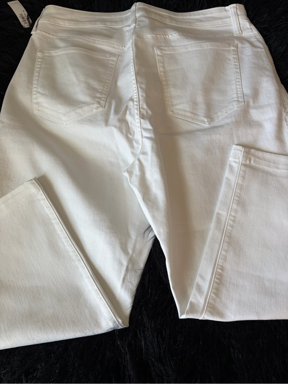 Old Navy White Wide Leg Pants - Picture 3 of 8